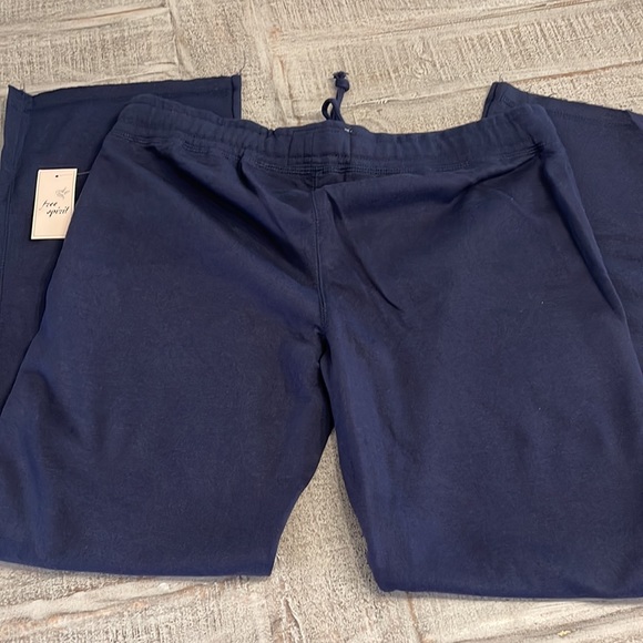Free Spirit Pants (navy) - Picture 5 of 5
